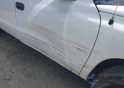 2003 Dodge Dakota Sport/Sxt from USA, damaged, VIN 1D7HL38X63S226121